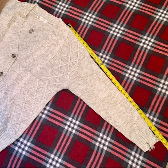 (#134) Sugar Moon 
Women’s Cardigan Sweater - Picture 7 of 11